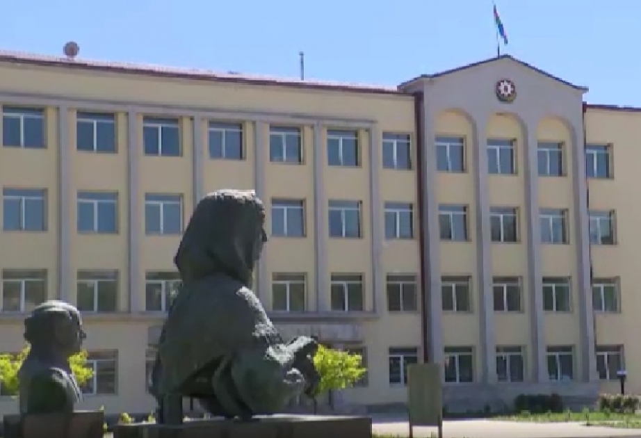 Ilham Aliyev visitó el edificio administrativo para la representación especial en Shusha