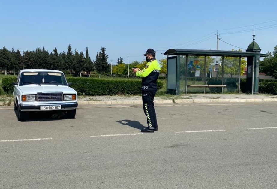 Şəmkirdə yol polisi dayanma-durma qaydalarını pozan sürücülərlə bağlı reyd keçirib