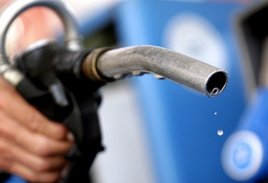 Dörd ayda istehlakçılara 736 milyon manatlıq avtomobil benzini və dizel yanacağı satılıb