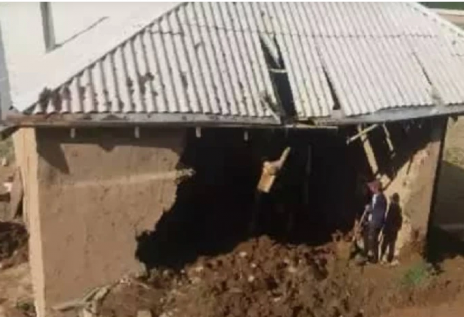 انهيار أرضي يودي بحياة خمسة في طاجيكستان