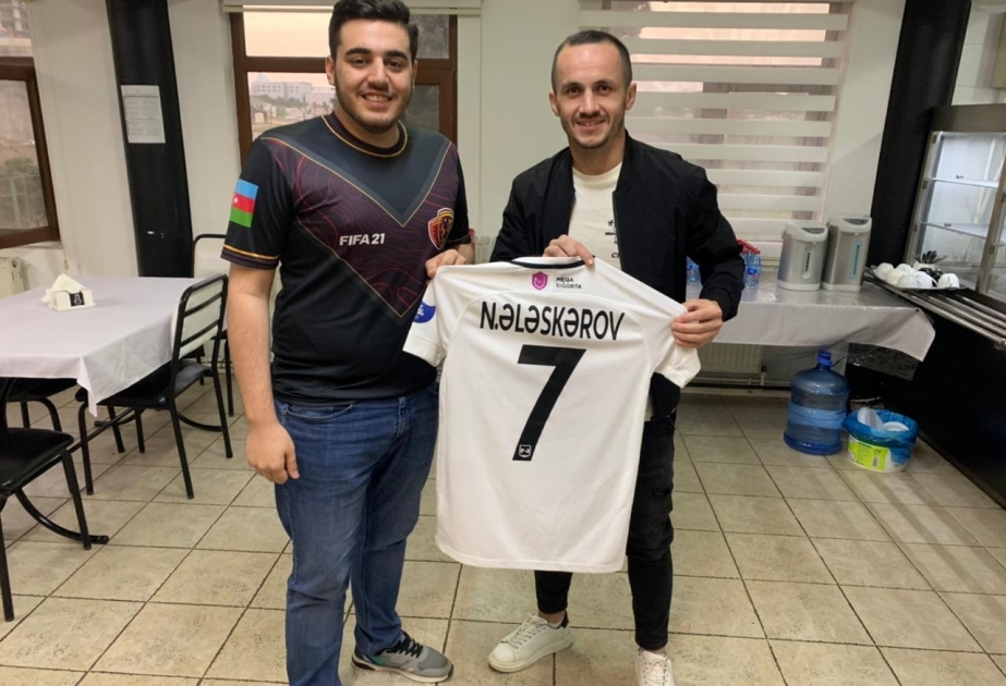 ®  Azərbaycanda ilk dəfə: Azarkeş “Neftçi”nin qonağı oldu