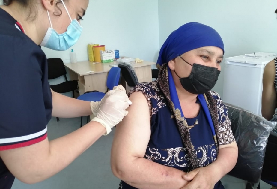 Balakəndə indiyədək vətəndaşlara 16 min dozadan çox vaksin vurulub