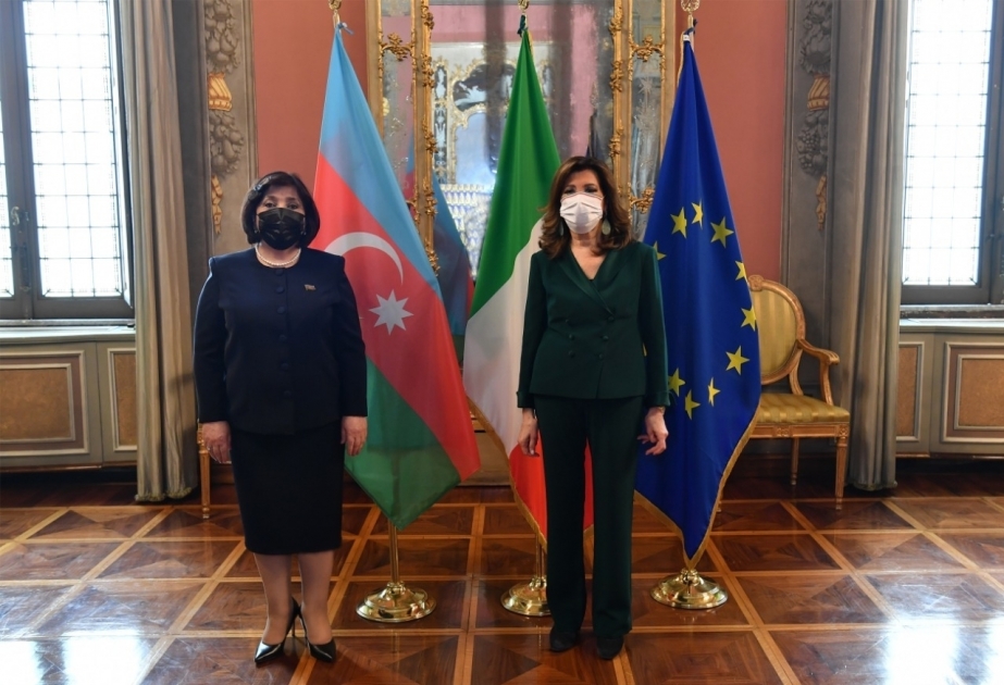 Las perspectivas de desarrollo de los vínculos entre los parlamentos de Azerbaiyán e Italia se debaten en Roma