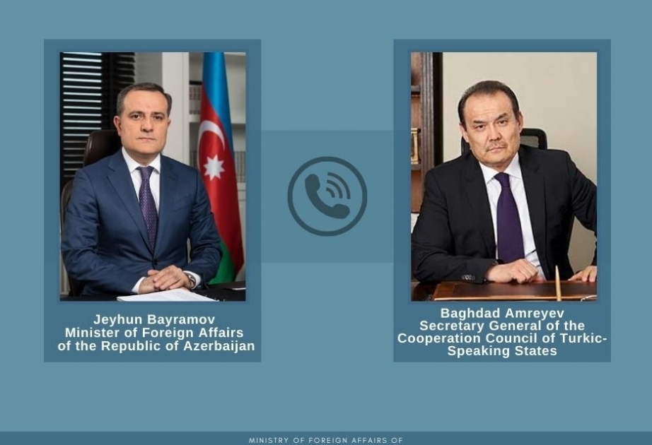 Aserbaidschanischer Außenminister führt Telefongespräch mit Generalsekretär türkischen Rates