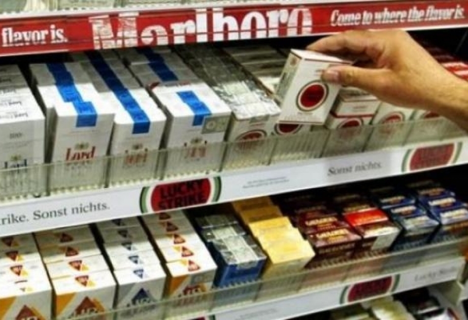 Paytaxtda yetkinlik yaşına çatmayan şəxsə tütün məmulatı satılması aşkar edilib