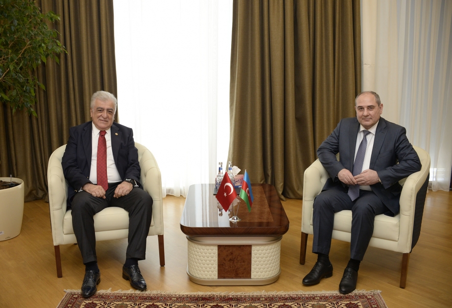 YAP Sədrinin müavini Tahir Budaqov Türkiyə-Azərbaycan parlamentlərarası dostluq qrupunun rəhbəri Şamil Ayrımla görüşüb