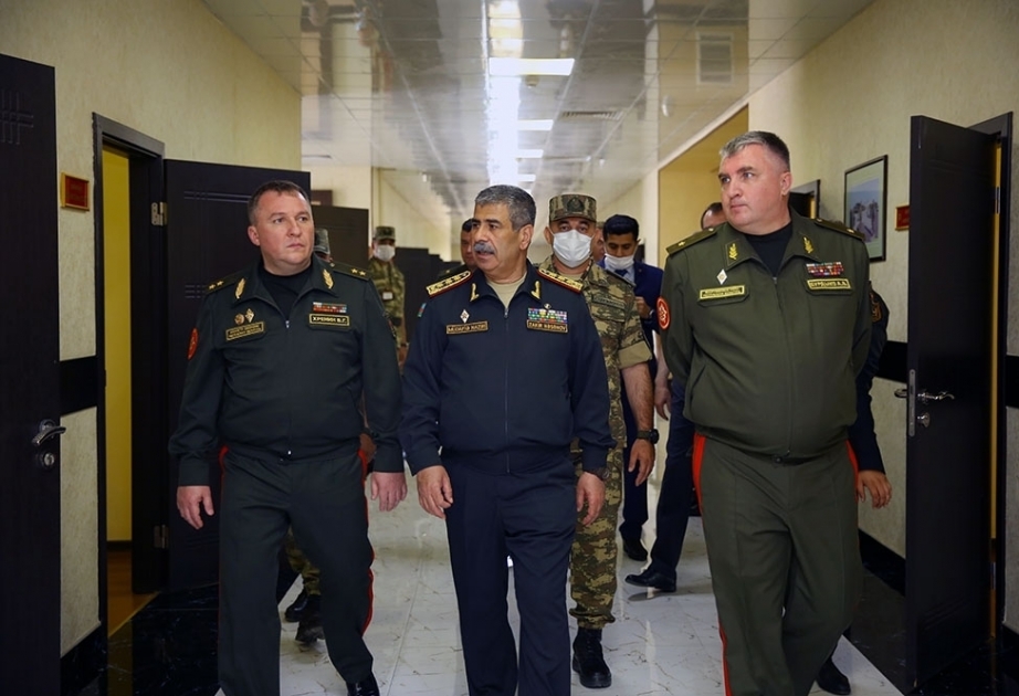 Министры обороны Азербайджана и Беларуси посетили воинские части