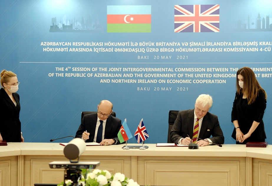 Azərbaycanla Böyük Britaniya 2 sənəd imzalayıb