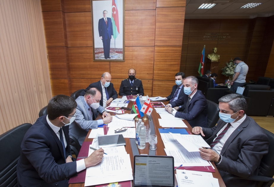 Azərbaycan və Gürcüstan gömrük xidmətlərinin nümayəndə heyətləri müzakirələr aparıb