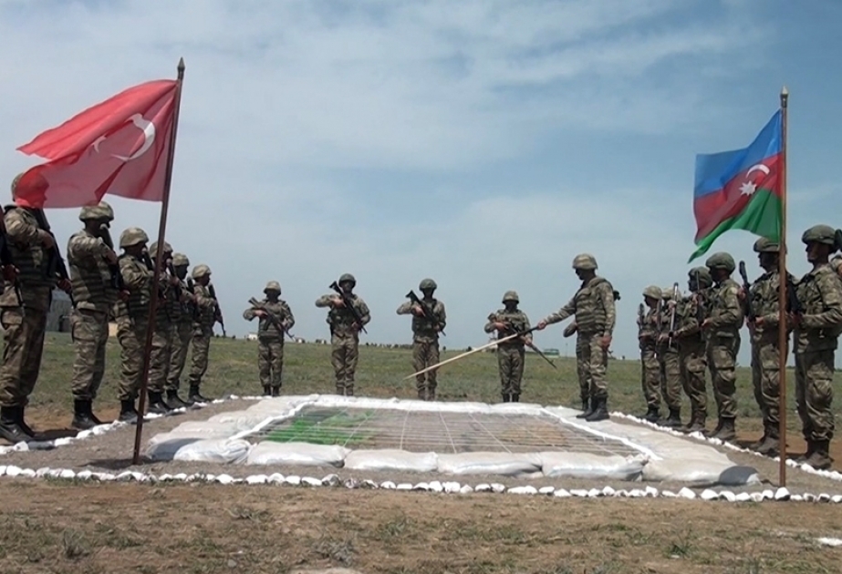Se realizaron ejercicios tácticos con la participación de militares azerbaiyanos y turcos