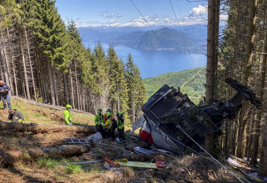Şimali İtaliyada dağ kanat xəttində baş vermiş qəza nəticəsində 9 nəfər həlak olub