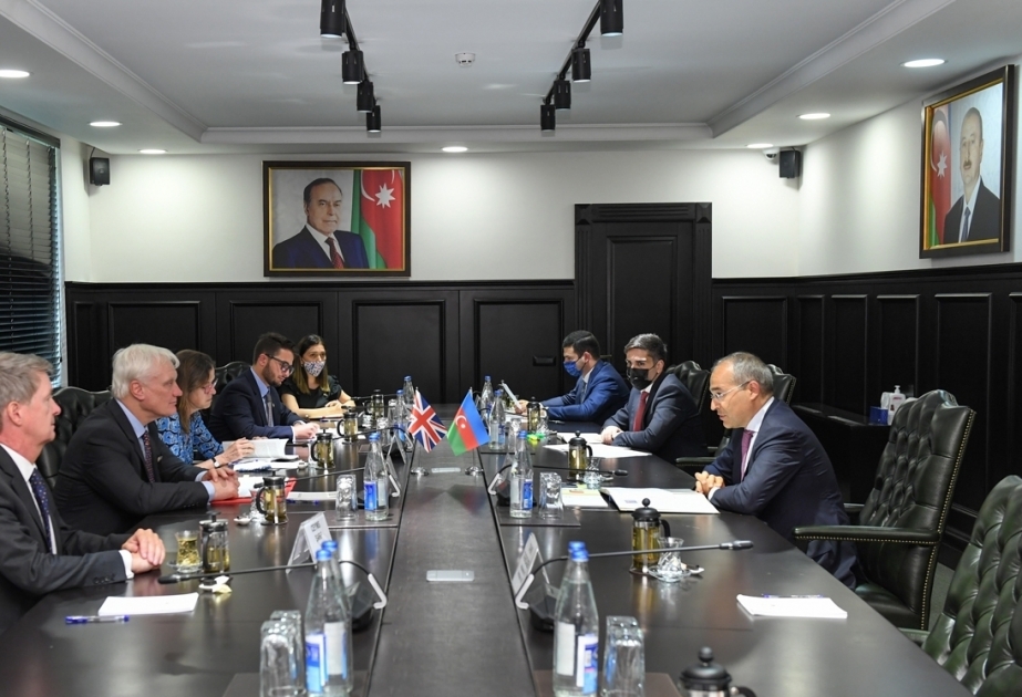 وزير الاقتصاد يستقبل وزير التصدير البريطاني  المملكة المتحدة اكثر البلدان استثمارا في أذربيجان