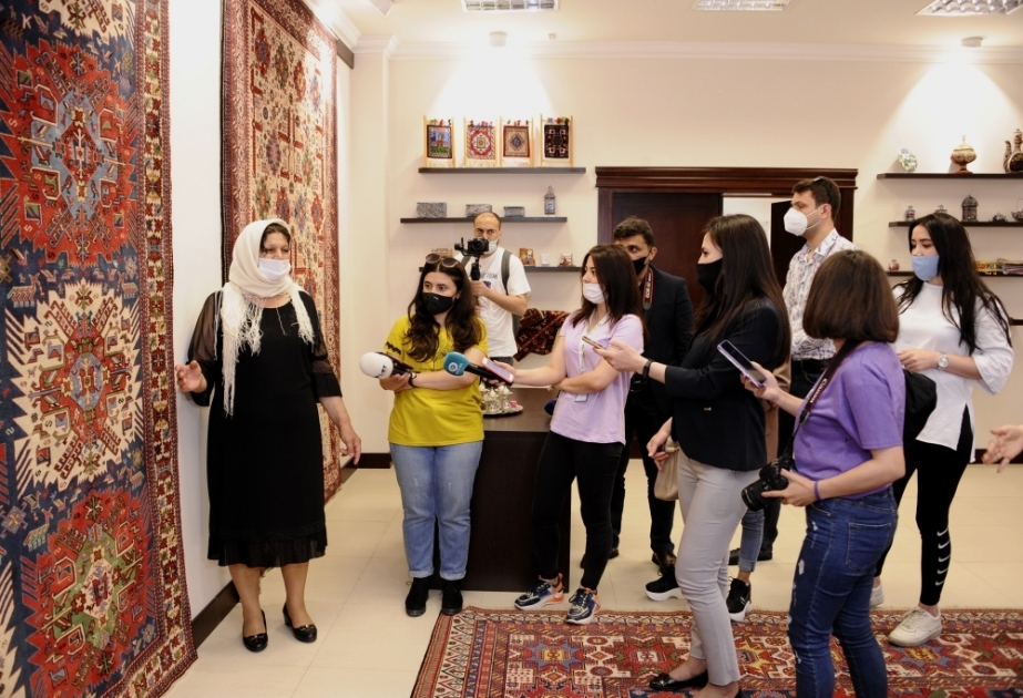 Media nümayəndələri “Azərxalça” ASC-nin Şabran filialını ziyarət ediblər