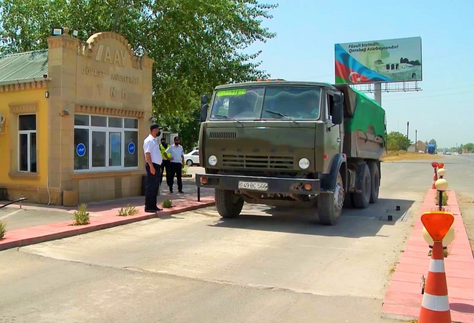 Avtonəqliyyat vasitəsini normadan artıq yükləyənlərə qarşı yoxlamalar aparılır VİDEO