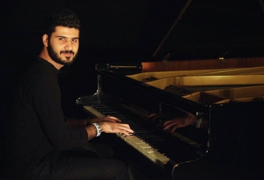Известный пианист Этибар Асадли обратился к азербайджанцам мира: сегодня наша очередь