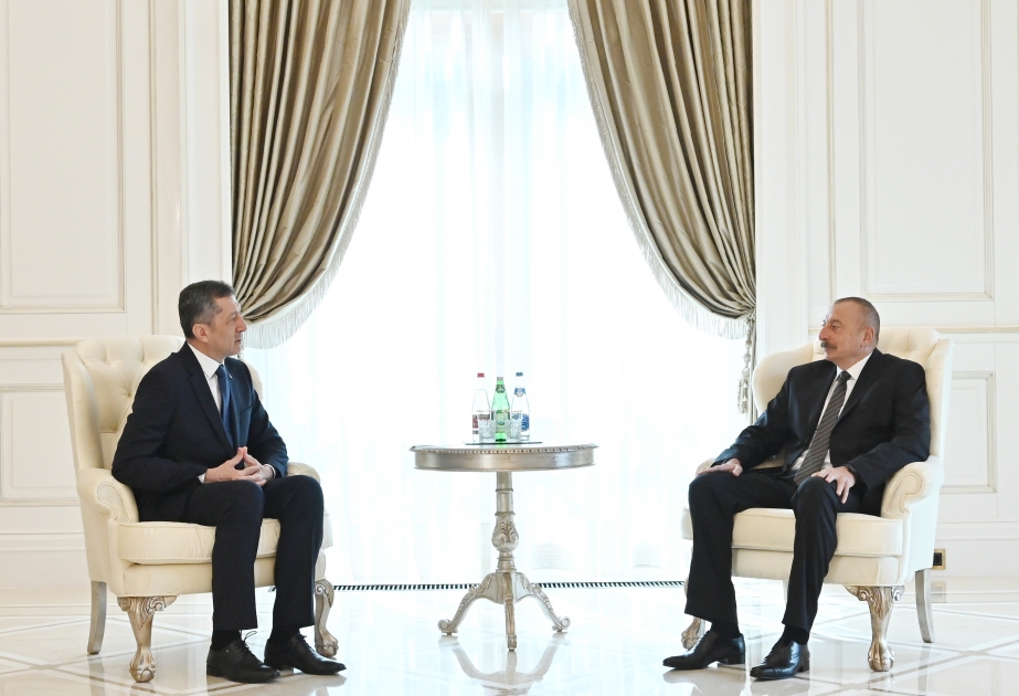 Präsident Ilham Aliyev empfängt türkischen Bildungsminister VIDEO