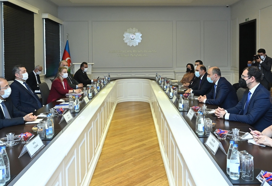 L’Azerbaïdjan et la Turquie discutent des perspectives de coopération éducative