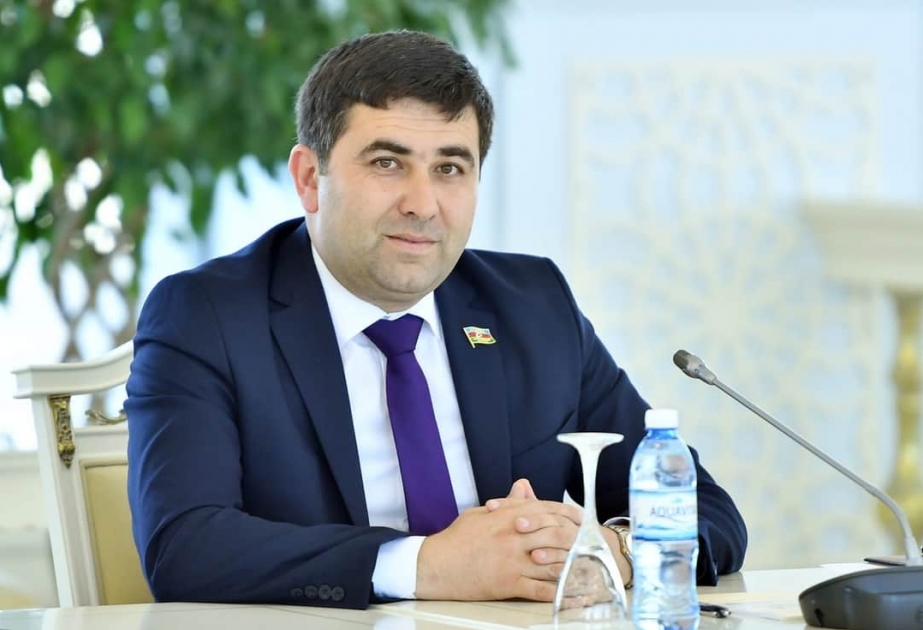 Deputat: Respublika Gününün ərazi bütövlüyümüzün bərpa edilməsi şəraitində qeyd olunması qürurvericidir