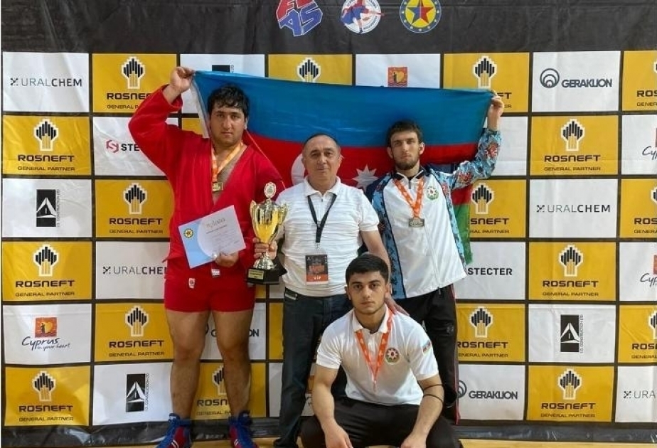 Наши юные самбисты успешно выступили на чемпионате Европы