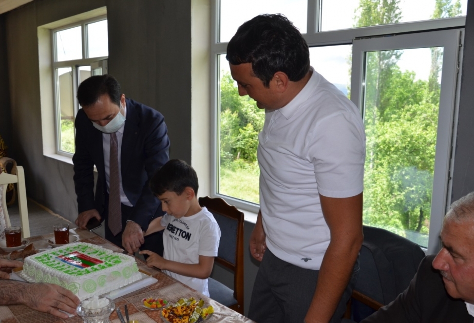İsmayıllıda şəhidin doğum günü məzarı yanında qeyd olunub