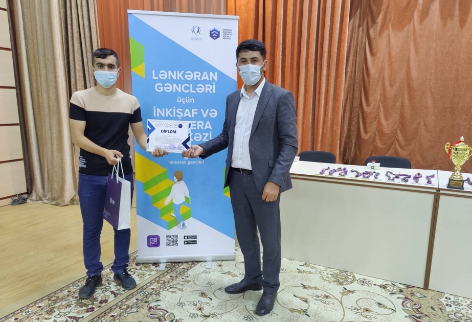 Lənkəranda intellektual oyunun qalibləri kubok, medal və diplomlarla mükafatlandırılıblar