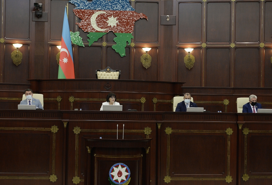 Milli Məclisin yaz sessiyasında sonuncu plenar iclası keçirilir