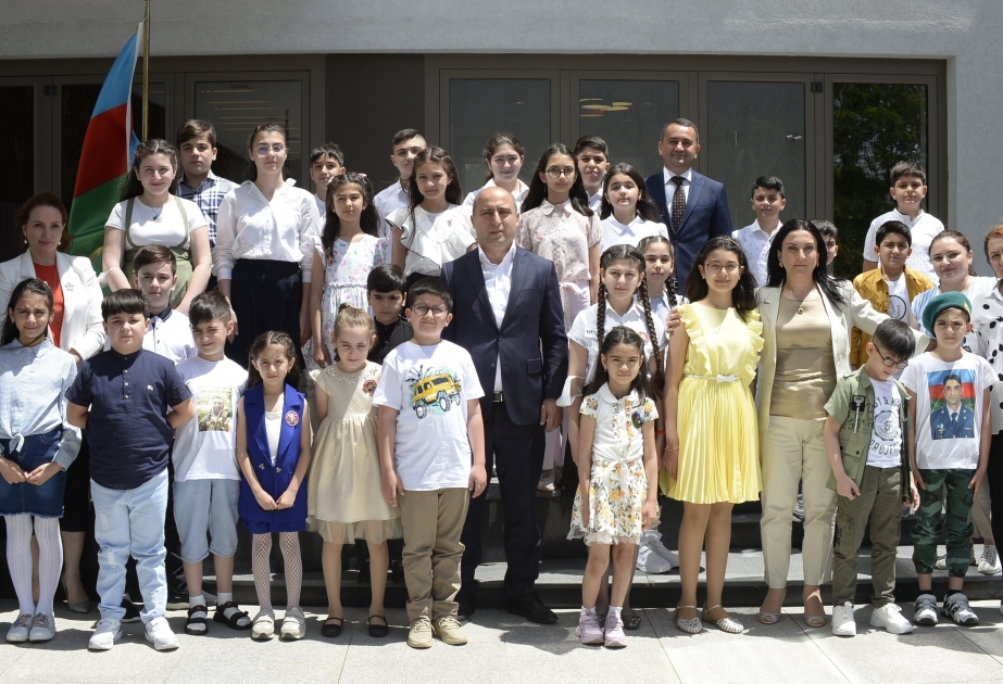 Con motivo del Día Internacional del Niño se celebró un encuentro con los niños de mártires