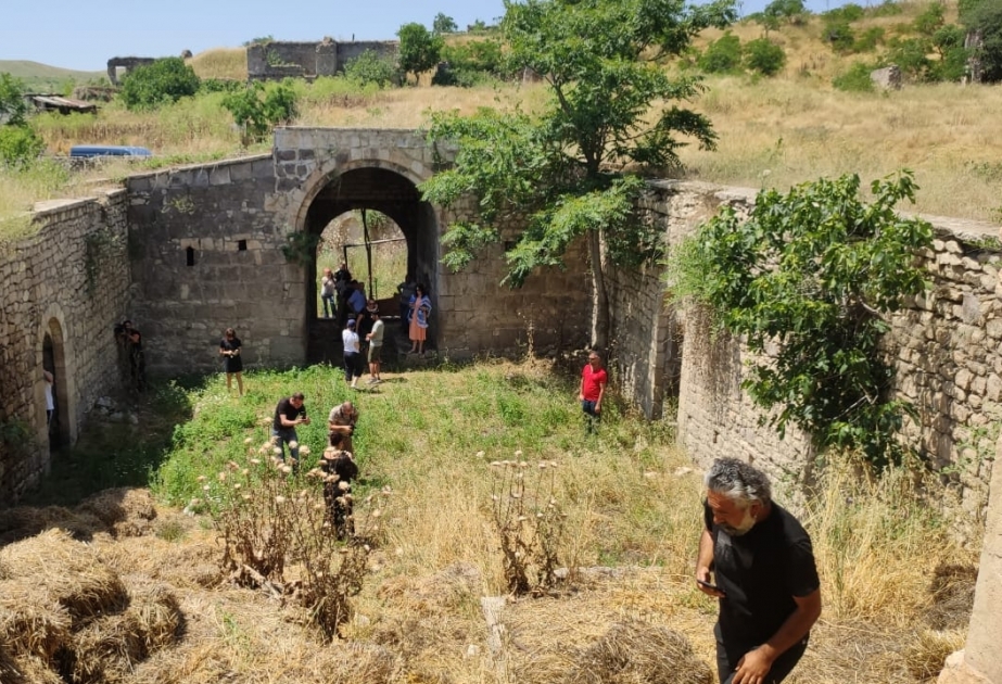 Xarici blogerlər Ağdam, Cəbrayıl və Füzuli rayonlarında olublar