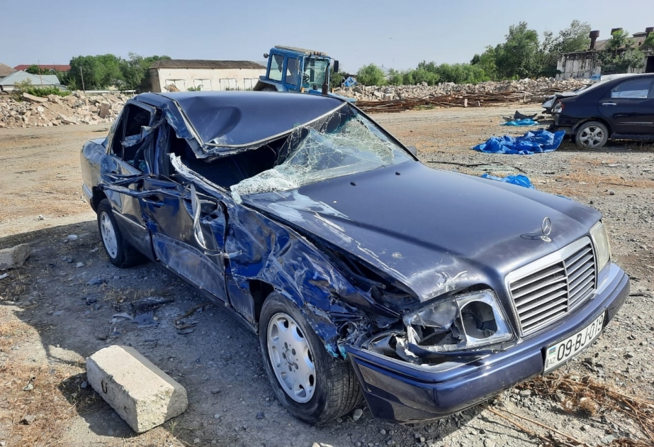 Kürdəmirdə yol qəzası baş verib, xəsarət alanlar var