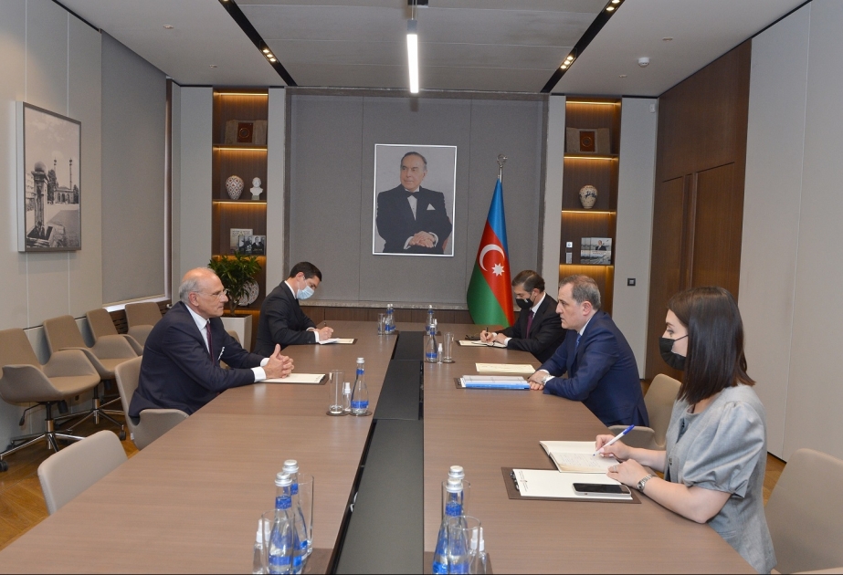 İtaliyanın yeni səfiri etimadnaməsinin surətini Azərbaycanın xarici işlər nazirinə təqdim edib