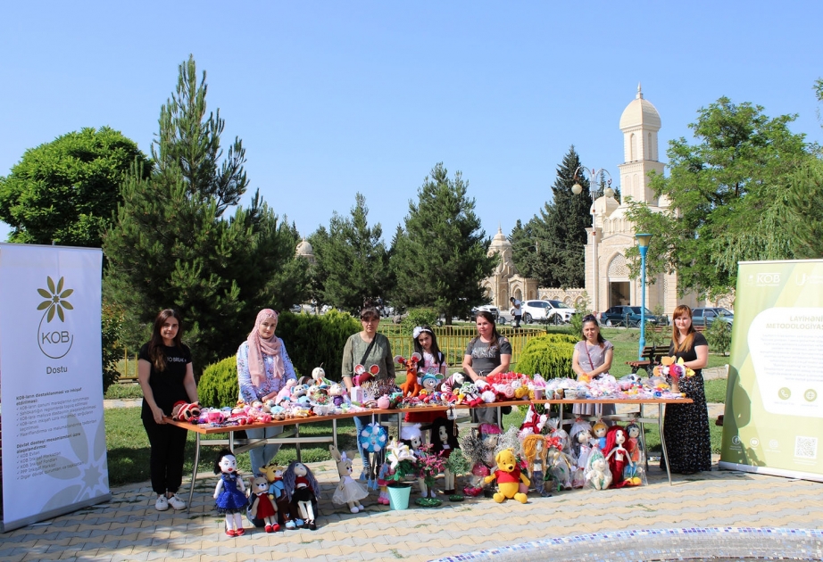 Xaçmazda qadın sahibkarların əl işlərinin satış-sərgisi təşkil olunub