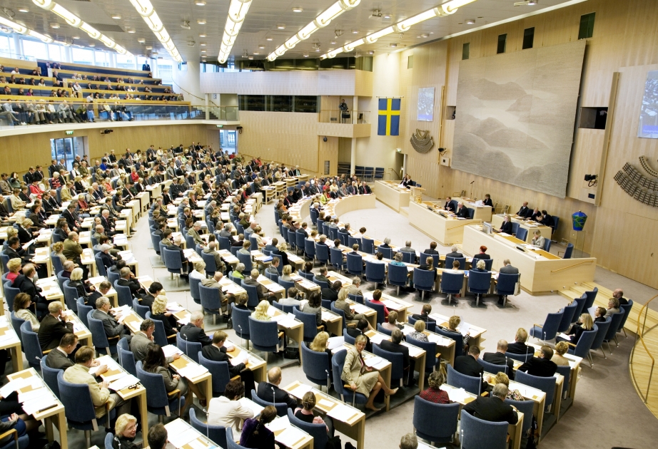 Парламентский комитет Швеции признал неудачу страны в деле защиты пожилых людей от COVID-19