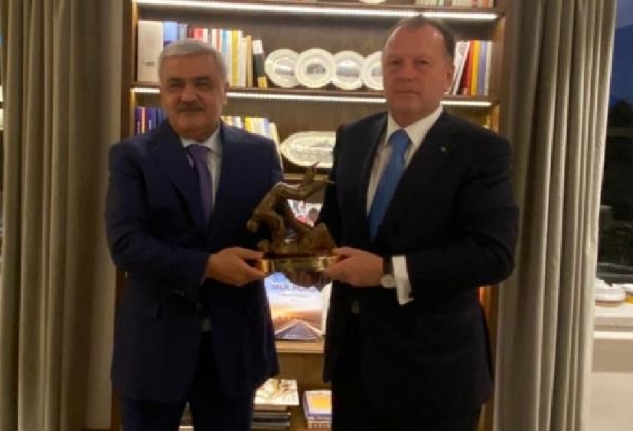 Rövnəq Abdullayev Beynəlxalq Cüdo Federasiyasının prezidenti ilə görüşüb
