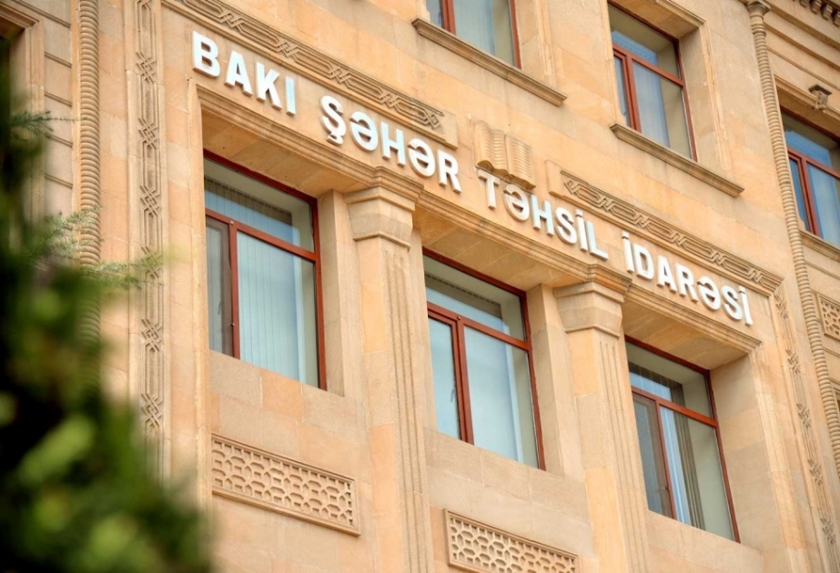 Paytaxtdakı 187 məktəbdə 709 təmayül sinif təşkil olunub