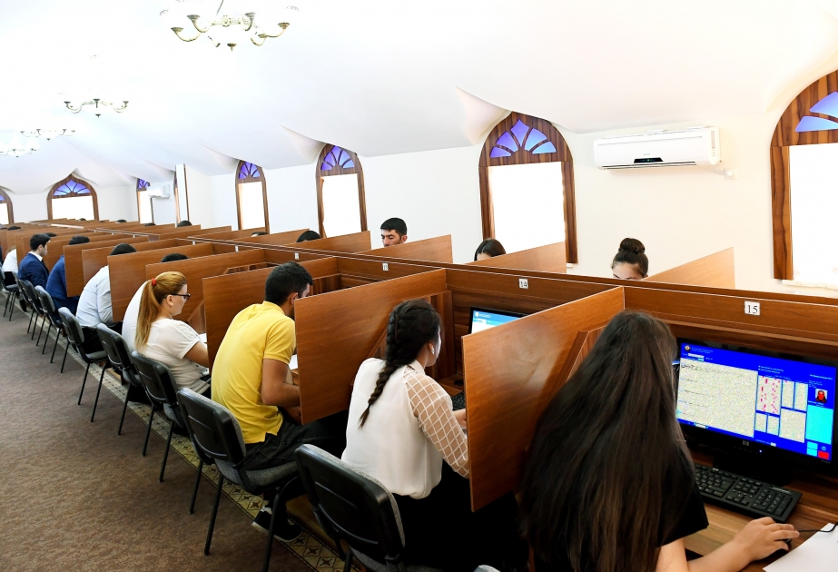 Naxçıvanda dövlət orqanlarında vakant vəzifələrin tutulması üçün test imtahanlarına start verilib