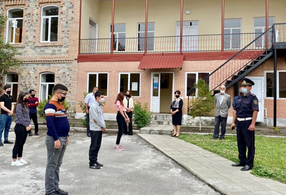 Şəki Dövlət Yol Polisi Bölməsi maarifləndirmə tədbirlərini davam etdirir