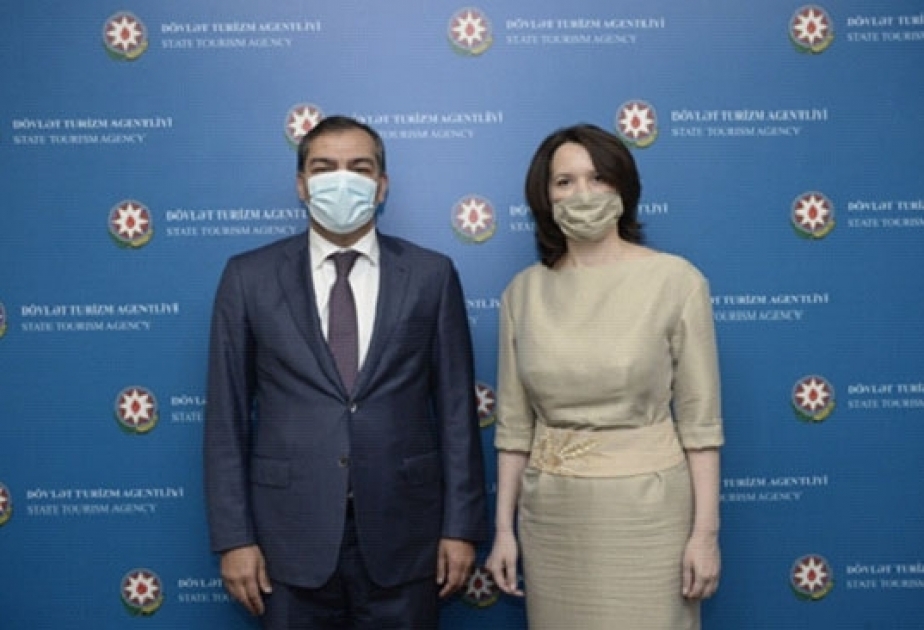 Обсуждены связи между Украиной и Азербайджаном в области туризма