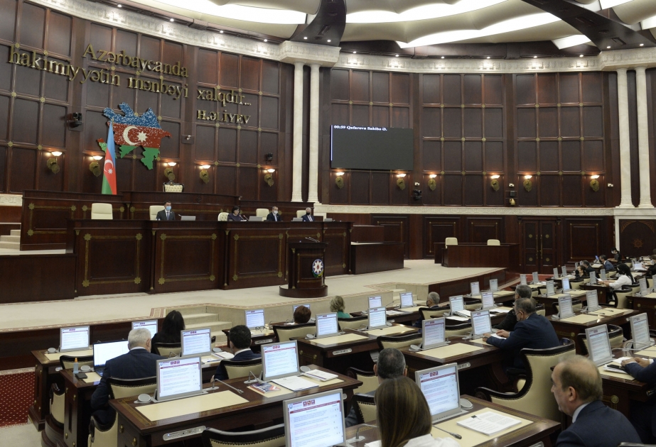 Milli Məclisdə 2020-ci il dövlət büdcəsinin icrası haqqında qanun layihəsi üçüncü oxunuşda qəbul edilib