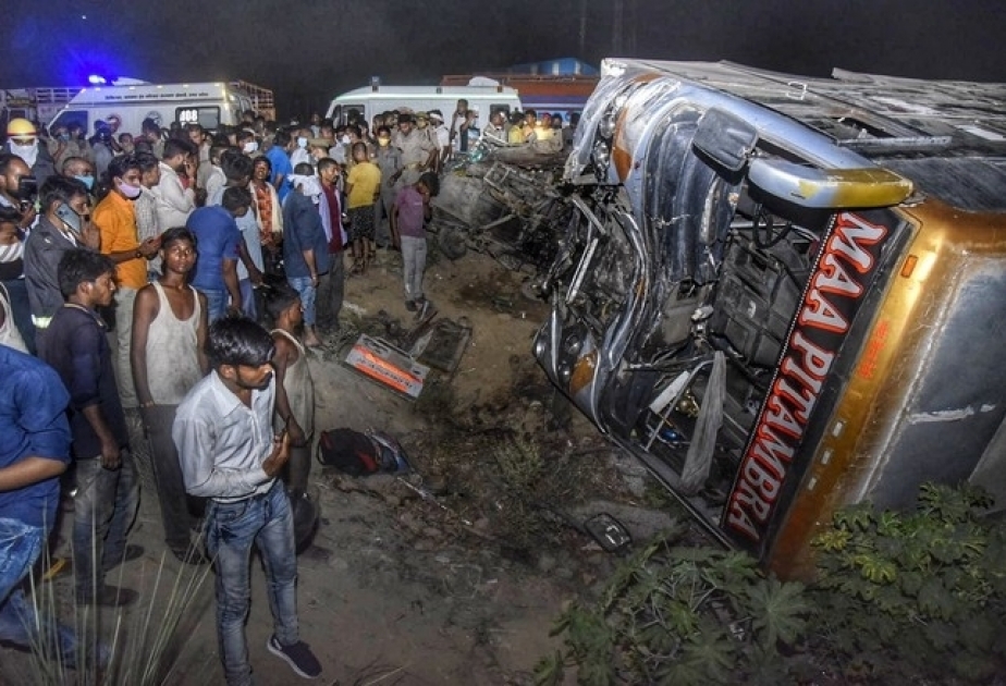17 personas mueren en un accidente de tráfico en el norte de la India