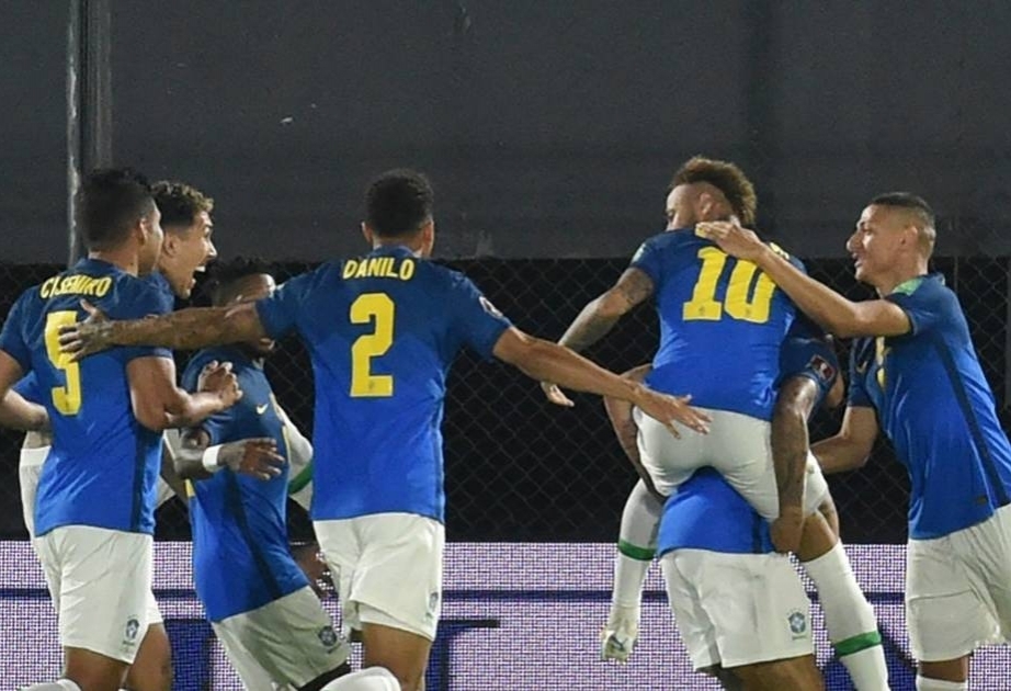 Brasilianische Fußball-Nationalmannschaft ihre weiße Weste in der südamerikanischen WM-Qualifikation gewahrt