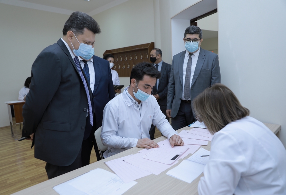Tibb Universitetində dövlət buraxılış imtahanlarına start verilib