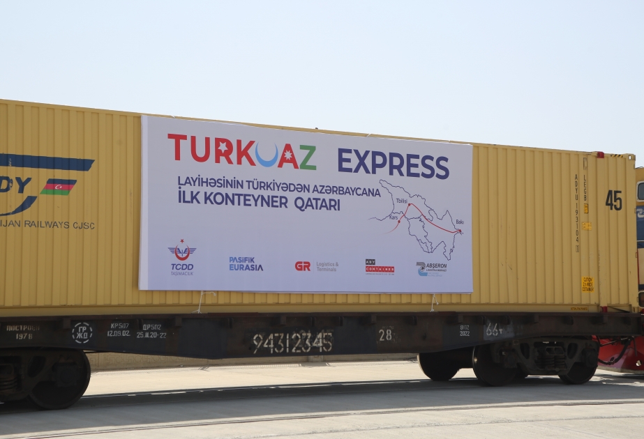 В рамках проекта «TURKUAZ» очередной контейнерный поезд прибыл в Азербайджан