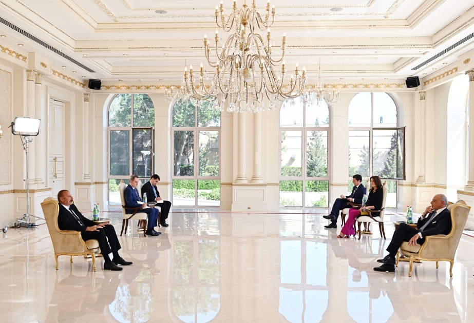 President Ilham Aliyev received credentials of incoming Italian ambassador VIDEO