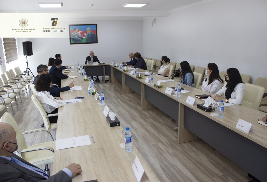 Təhsil İnstitutunun yeni inkişaf strategiyasının hazırlanması ilə bağlı qərar qəbul edilib