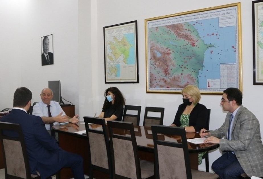 Respublika Seysmoloji Xidmət Mərkəzində Azərbaycan Sığortaçılar Assosiasiyasının rəhbərliyi ilə görüş keçirilib