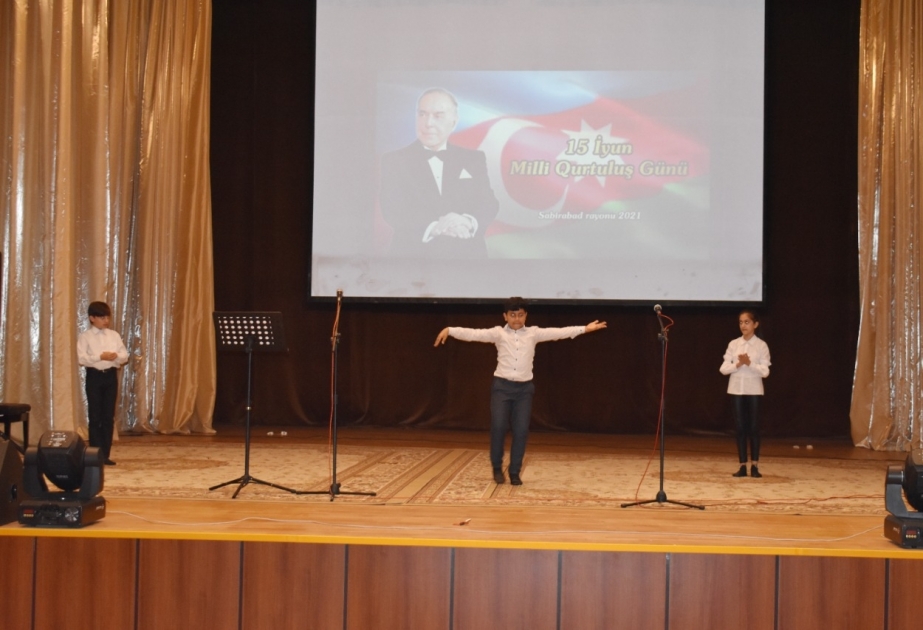 Sabirabad Mədəniyyət Könüllüləri Qurtuluş Günü ilə bağlı onlayn konsert təqdim edib