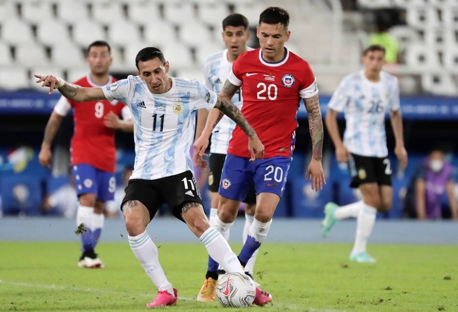 Сборные Аргентины и Чили сыграли вничью в матче Кубка Америки по футболу