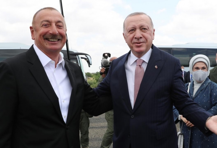 Azerbaijani President Ilham Aliyev welcomed Turkish President Recep Tayyip Erdogan in Fuzuli district VIDEO