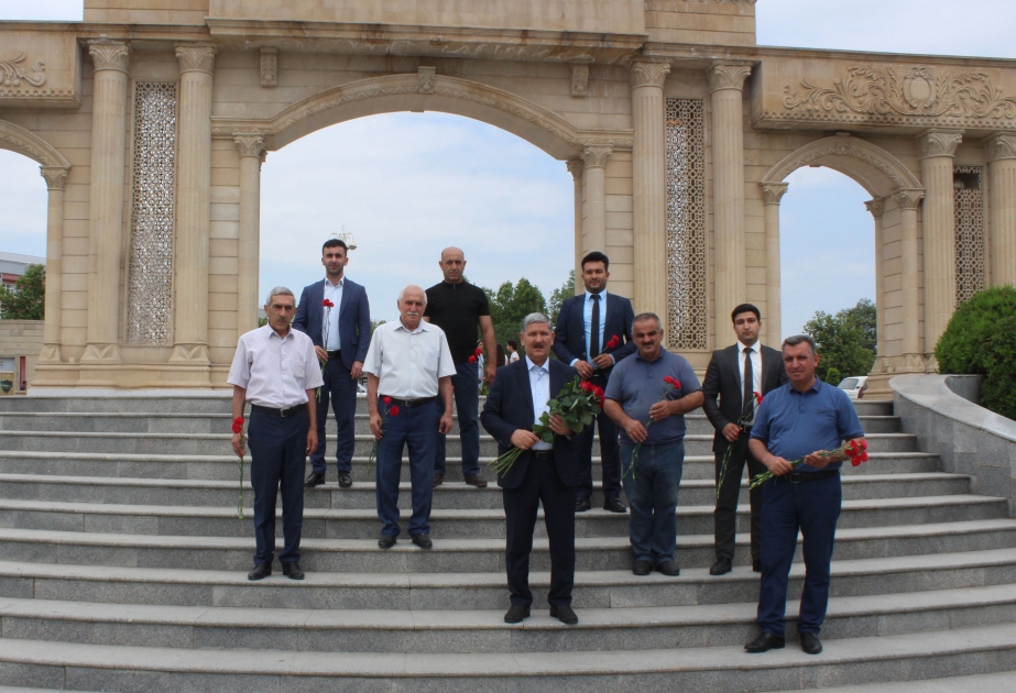 Milli Qurtuluş Günü yaddaşlara Azərbaycan tarixinin ən parlaq səhifəsi kimi əbədi həkk olunub