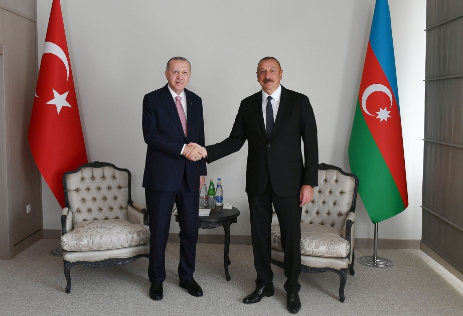Choucha : les présidents azerbaïdjanais et turc se sont entretenus en tête-à-tête VIDEO